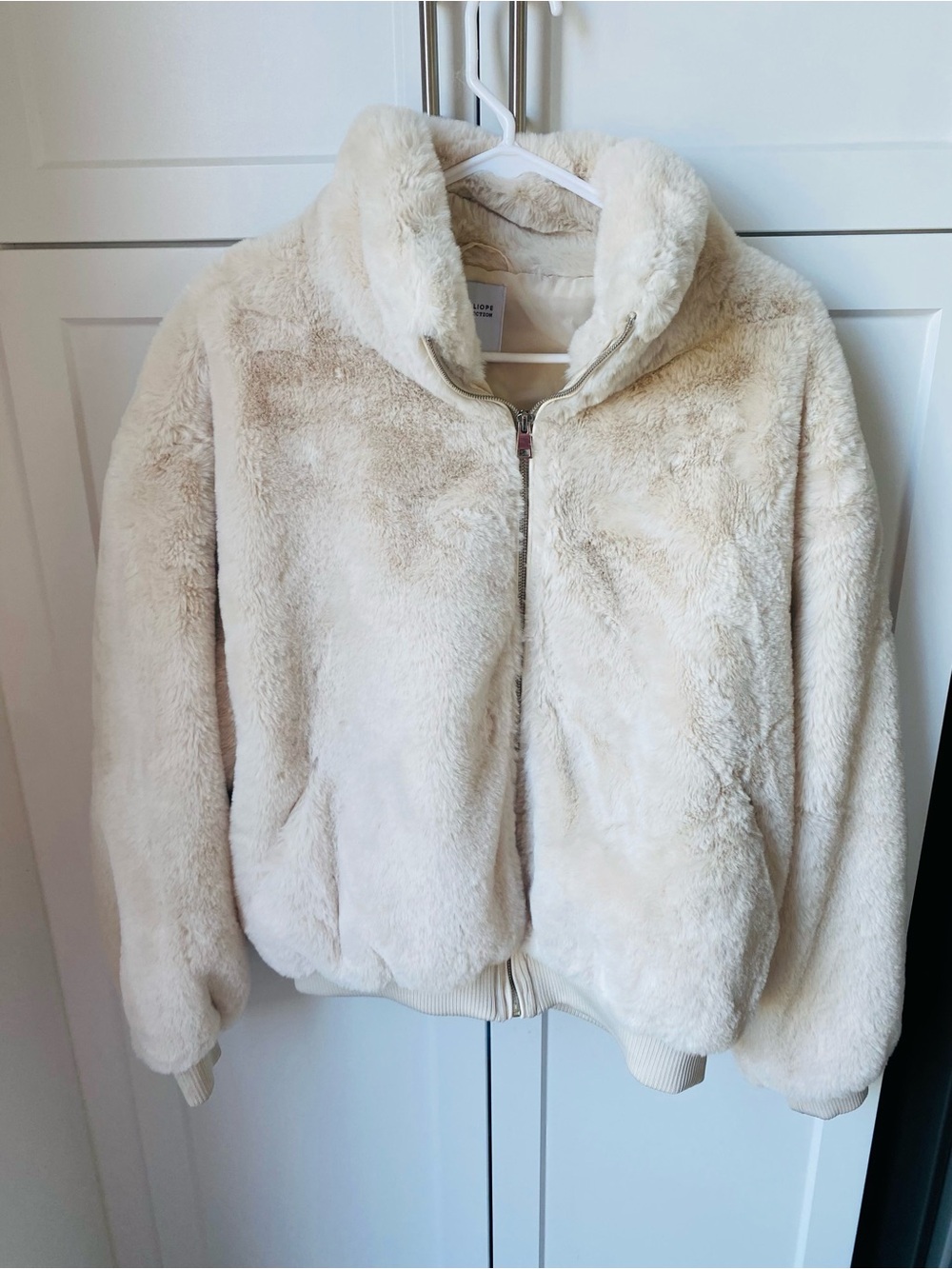 Calliope collection cream fur women’s medium/ large bomber jacket cream